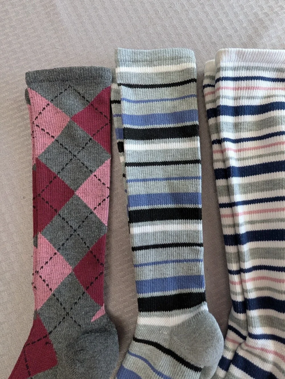 Tommie Copper 4 Pack SnugStay Knee High Compression Socks Argyle Stripe 7-9.5
